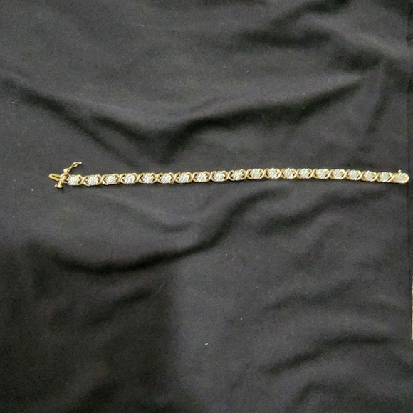 Gold on silver bracelet with 1/4ctw of diamonds - Picture 2 of 4